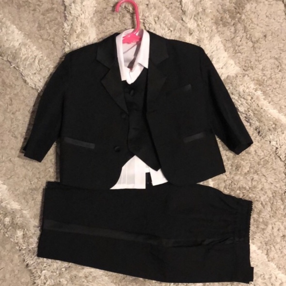 Toddler tuxedo
